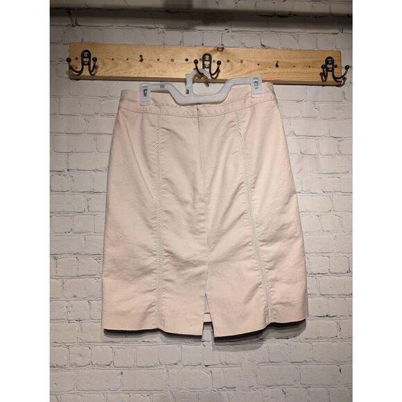White House Black Market beige pencil skirt 10 - Picture 2 of 3